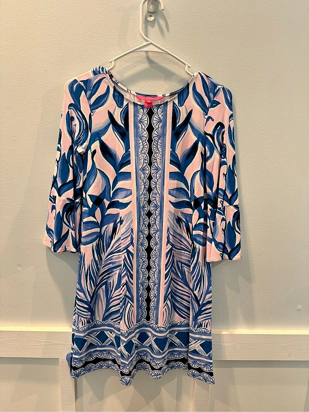 Lilly Pulitzer Abstract Print Mini Dress in Blue & Pink size x-small